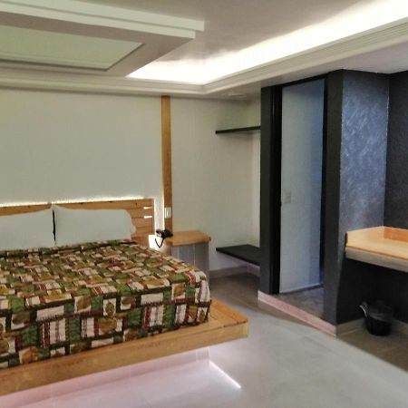 Motel Oasis Mexico Tlalnepantla  Bagian luar foto