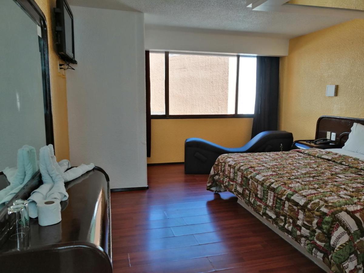 Motel Oasis Mexico Tlalnepantla  Bagian luar foto