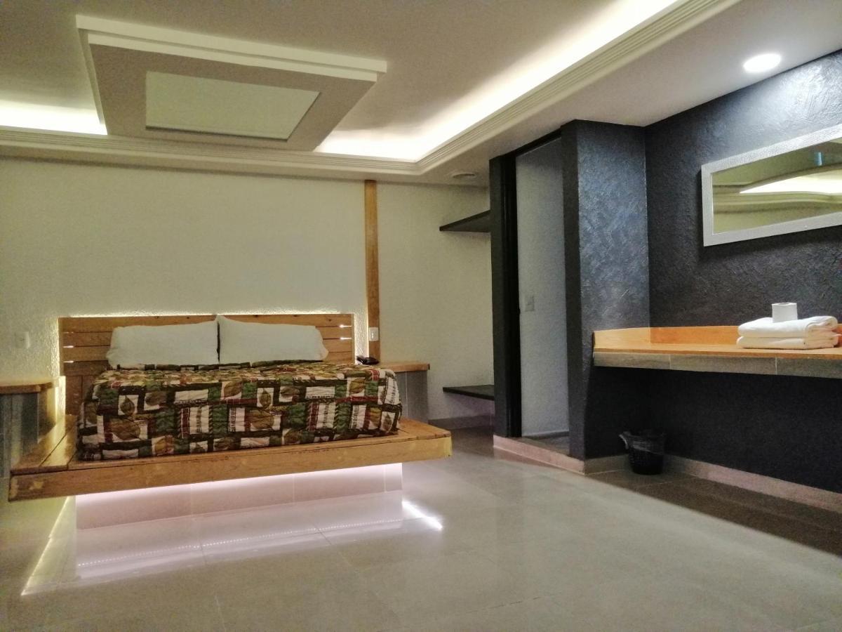 Motel Oasis Mexico Tlalnepantla  Bagian luar foto