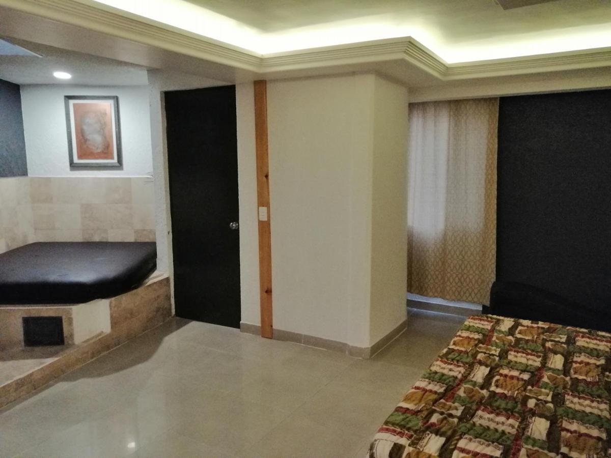 Motel Oasis Mexico Tlalnepantla  Bagian luar foto